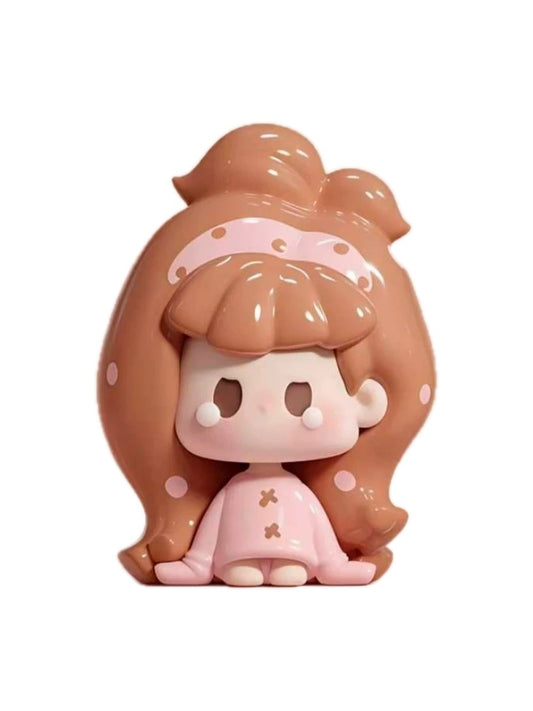 Nunu Strawberry Pie mini bean figure from the Nunu V2 Remix series