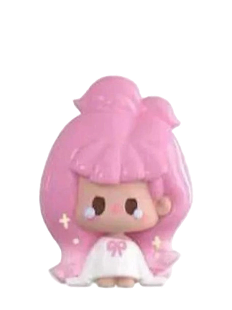 Nunu Strawberry Jelly mini bean figure from the Nunu Outfit Of The Day series